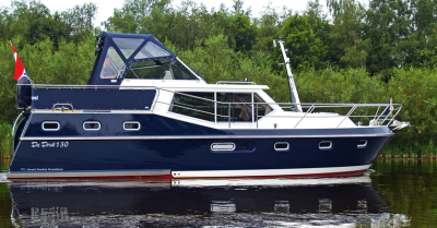 Motorová jachta drait130