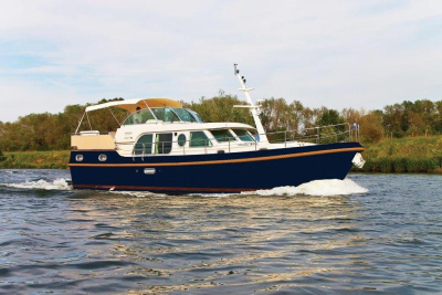Motorová jachta lgs43.9ac