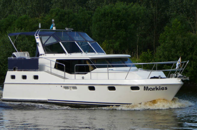 Motorová jachta markies