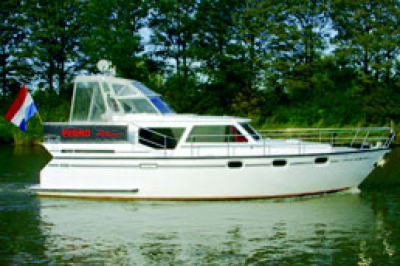 Motorová jachta Pedro 38