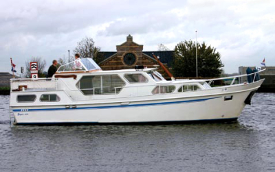 Motorová jachta SV1150